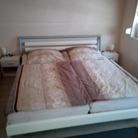 Kleines Gemuetliches Apartment Poseritz